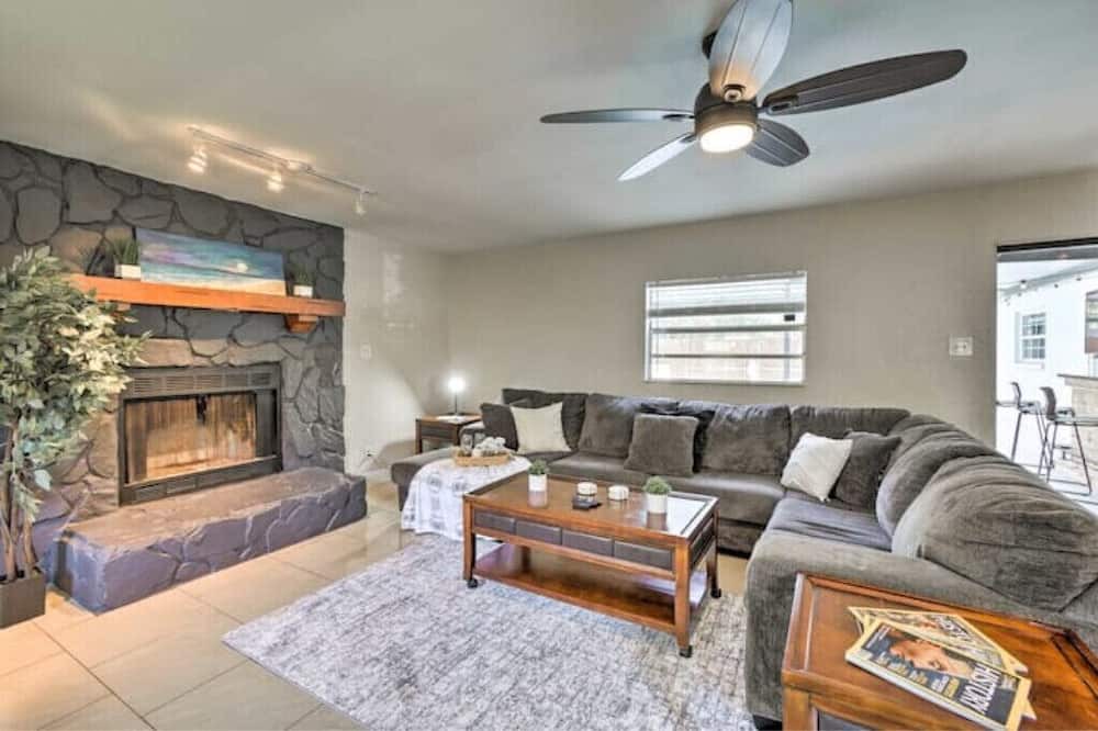 Photo of Livingroom in Safety Harbor