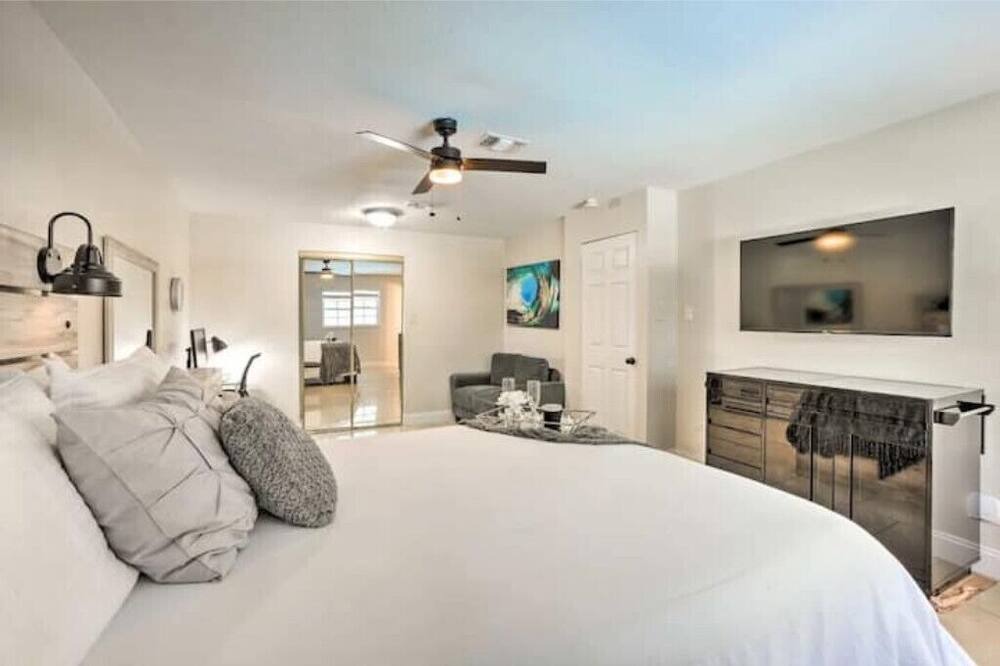 Photo of Bedroom in Safety Harbor