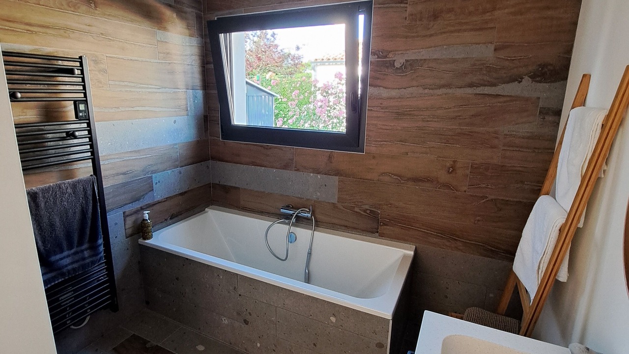 Photo of Bathroom in Lansargues