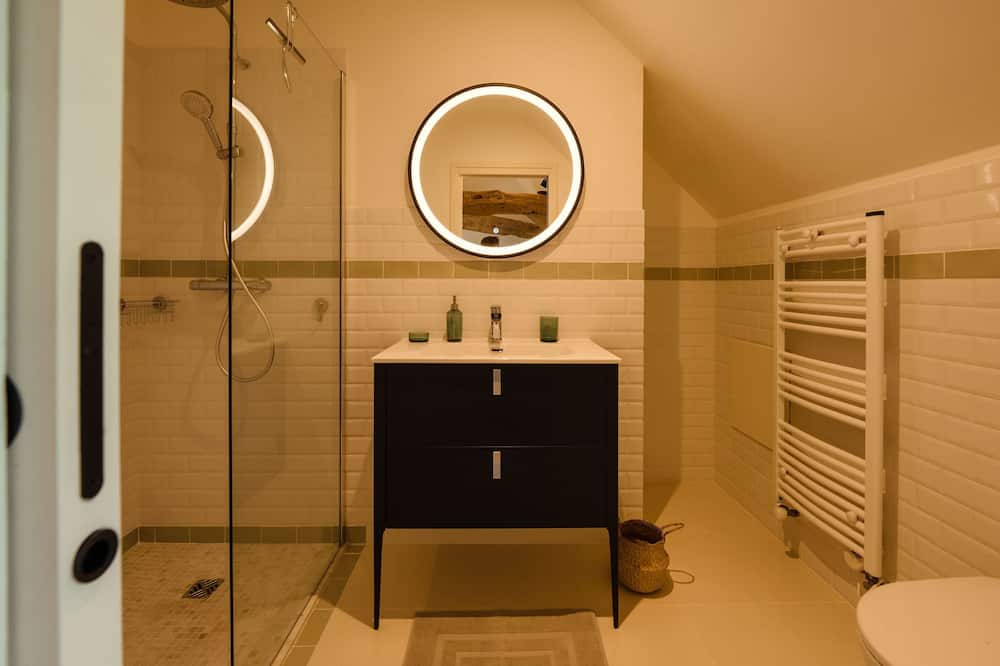 Photo of Bathroom in Chapaize