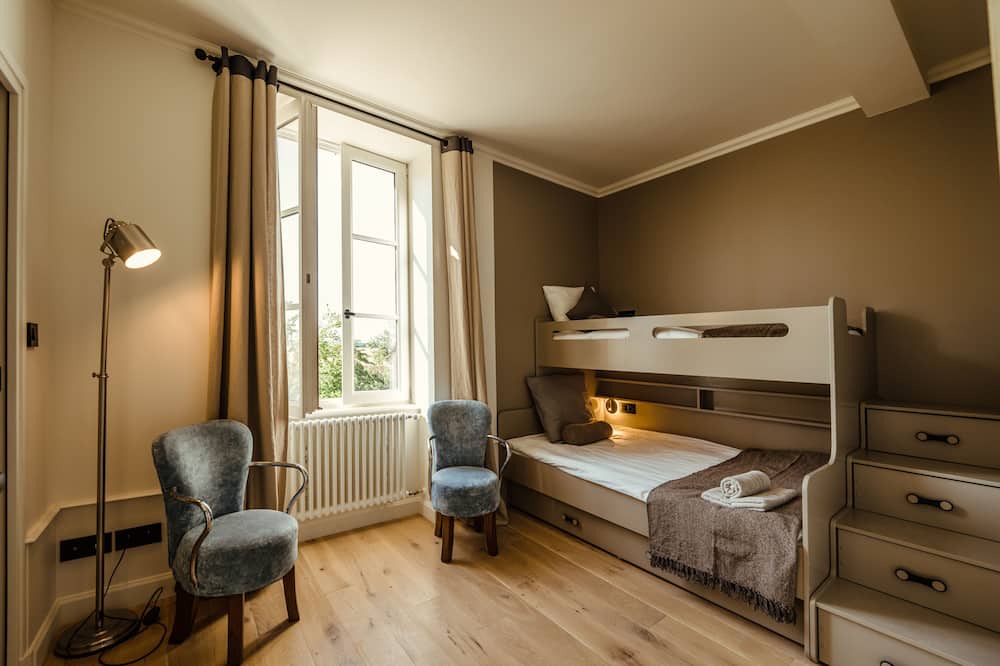 Photo of Bedroom in Chapaize