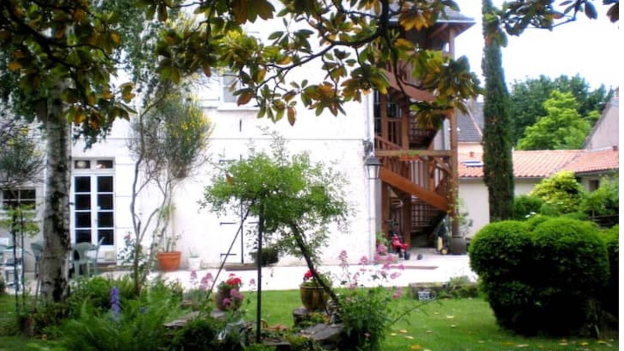 Photo of Outdoor in Mairie de Doulon