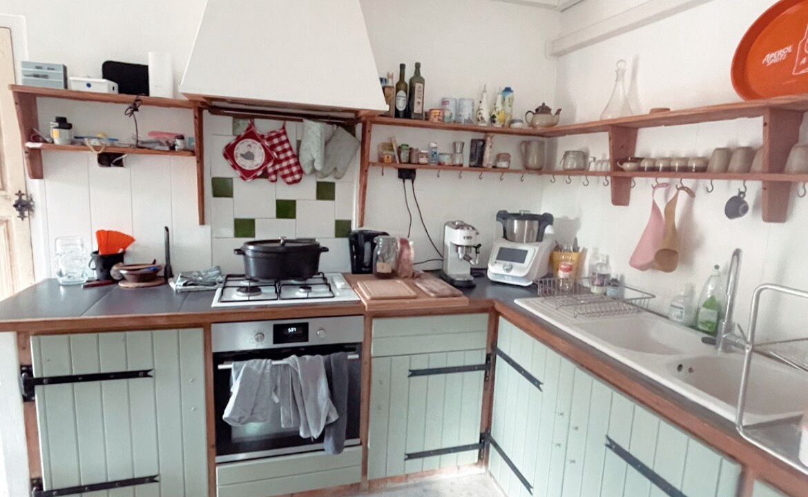 Photo of Kitchen in Pont d'Herault