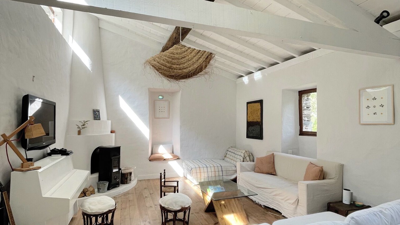 Photo of Livingroom in Pont d'Herault