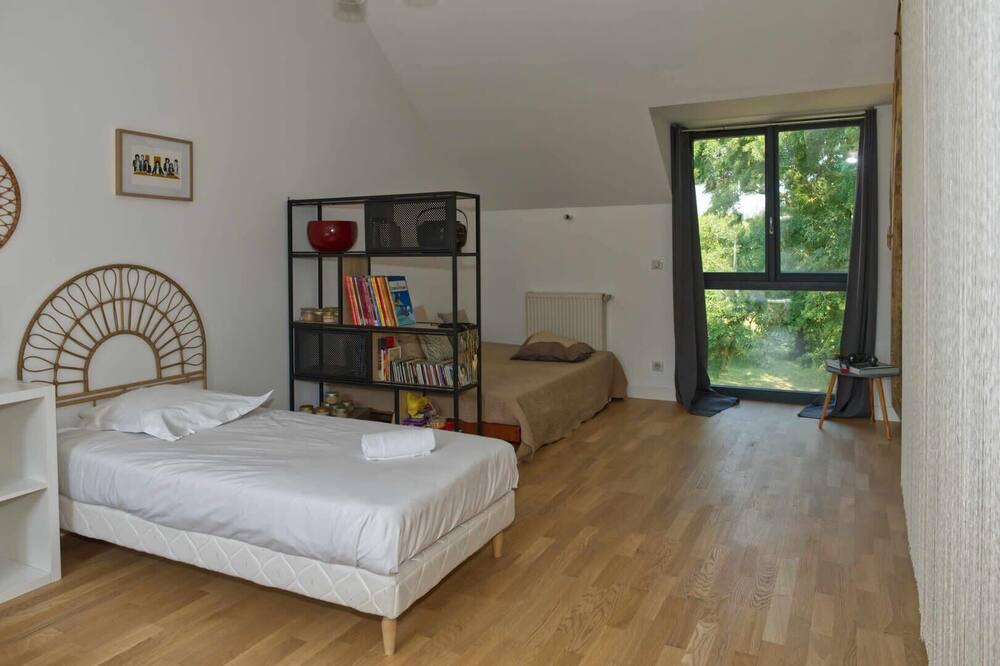 Photo of Bedroom in Genille