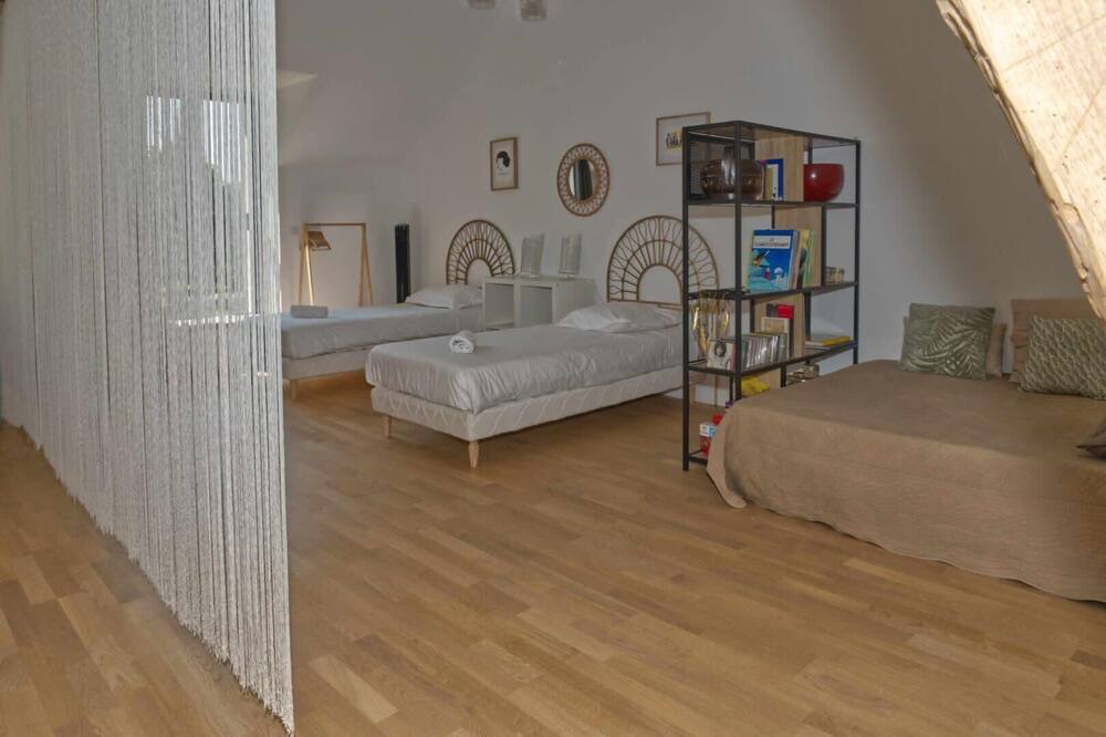 Photo of Bedroom in Genille