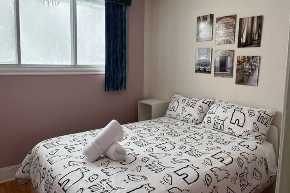Photo of Bedroom in Montreal