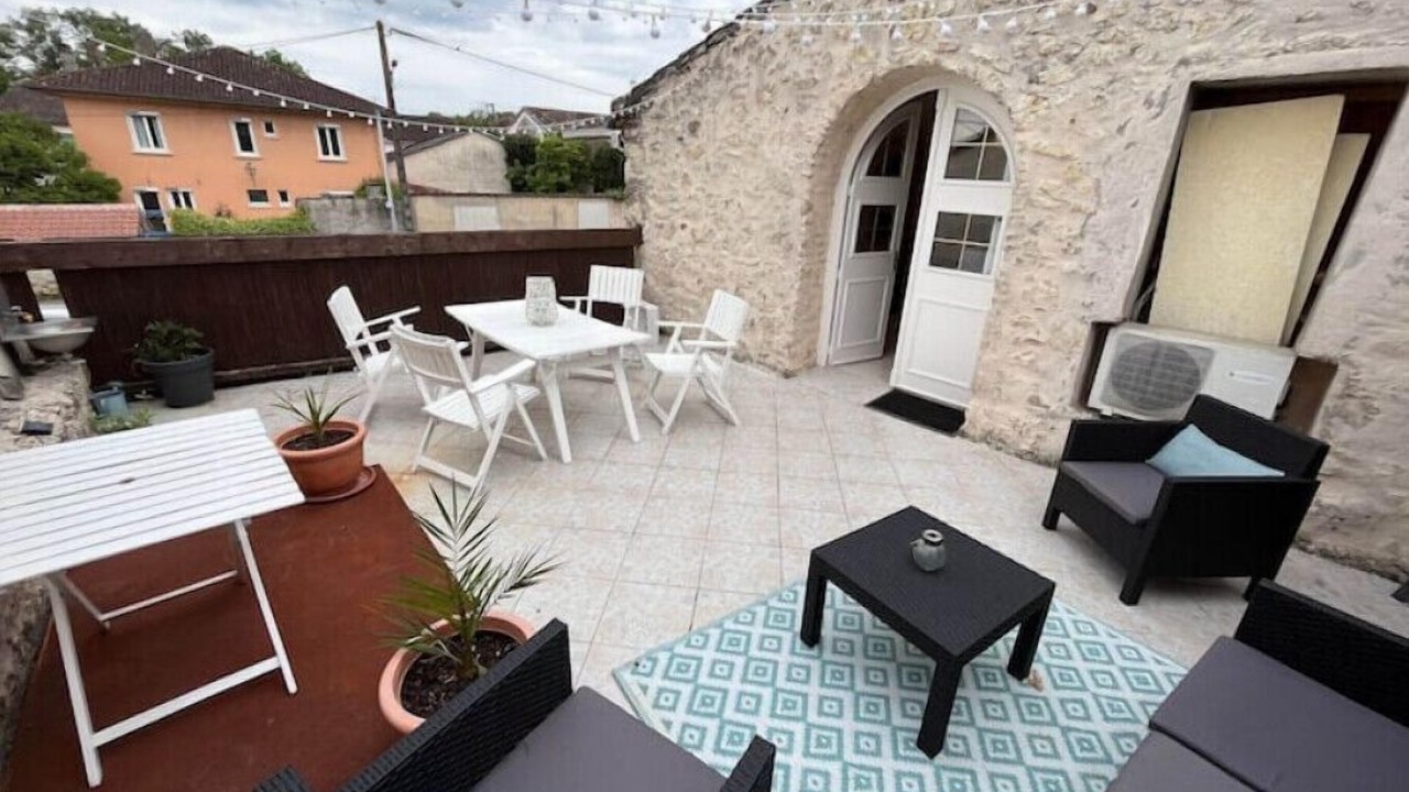 Photo of Patio Balcony in Vic-Fezensac