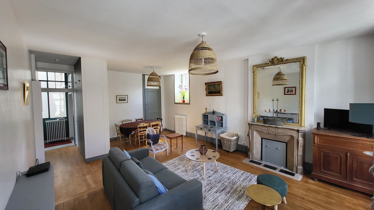 Photo of Others in Waldeck-Sully