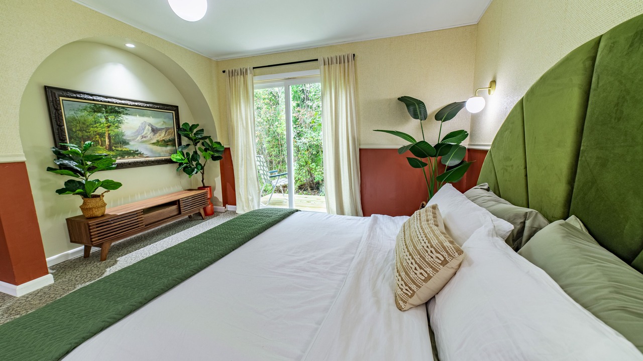 Photo of Others in New Ashford