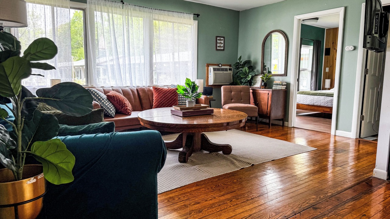 Photo of Others in New Ashford