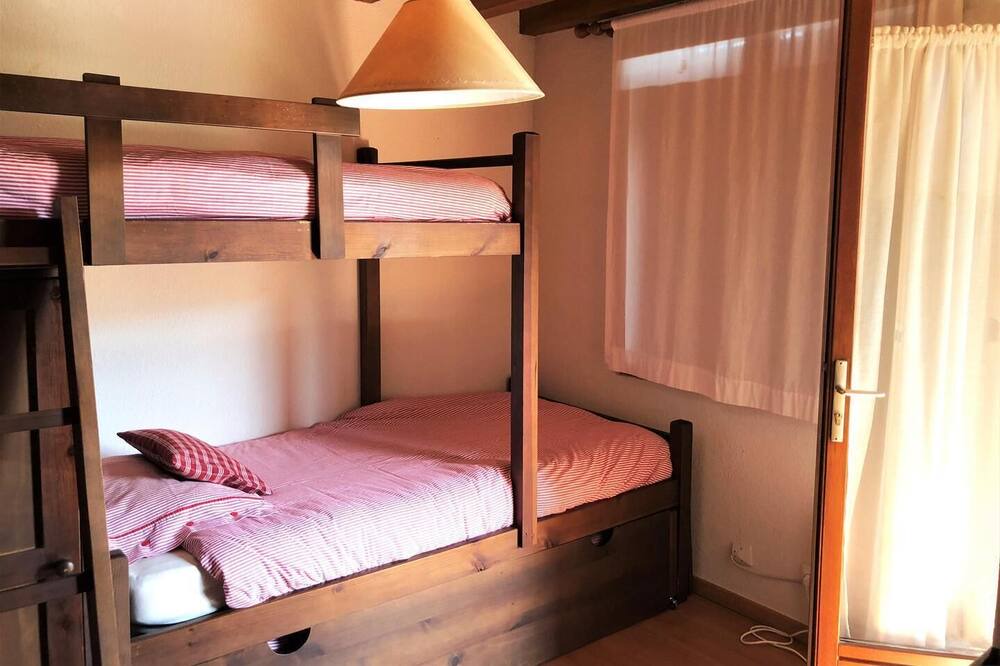 Photo of Bedroom in Sainte-Leocadie