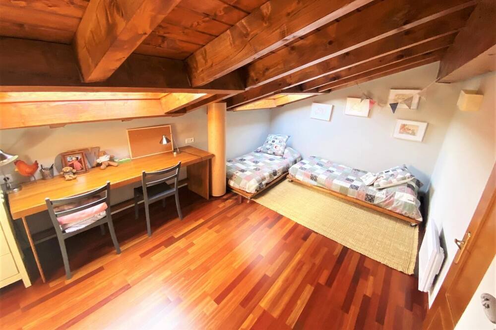 Photo of Bedroom in Angoustrine
