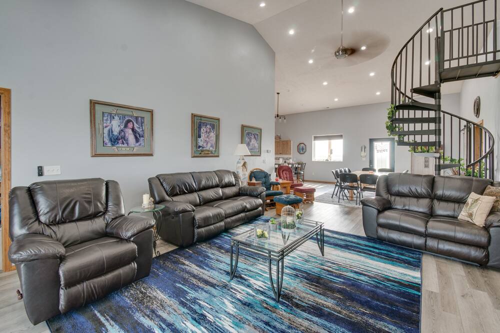 Photo of Livingroom in Brule