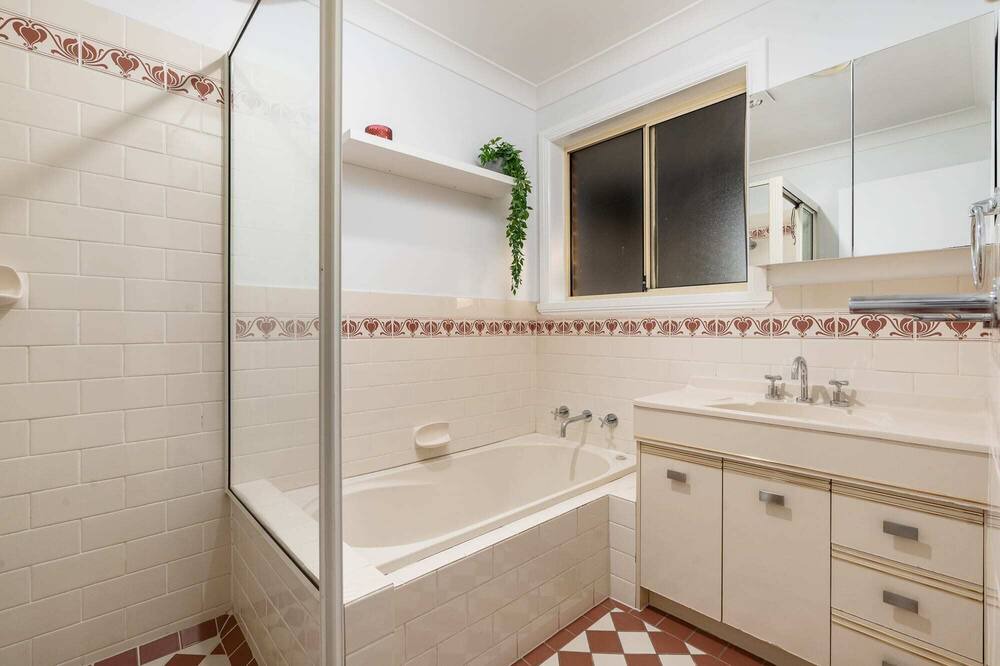 Photo of Bathroom in Bletchington