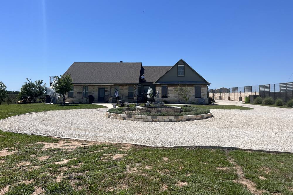 Photo of Outdoor in Taylor