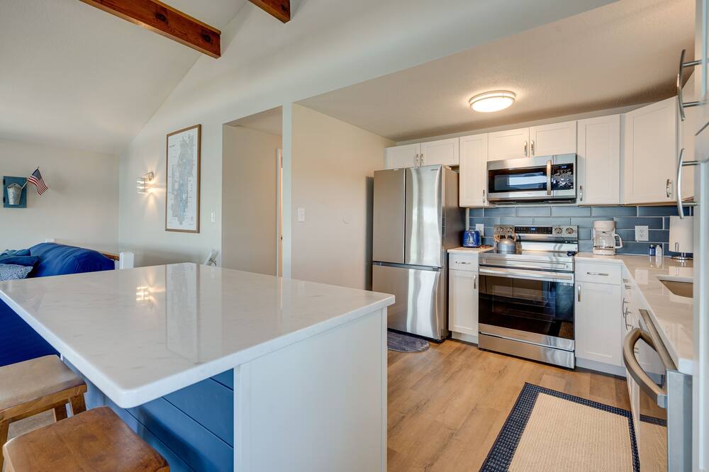 Photo of Others in Howard