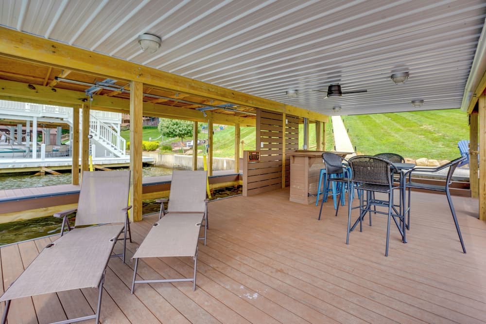 Photo of Outdoor in Howard