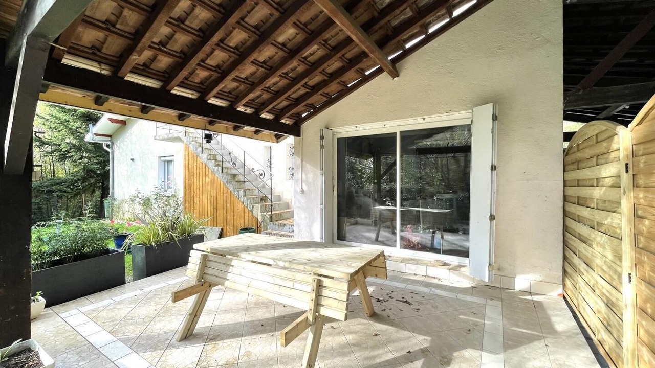 Photo of Patio Balcony in Salies-de-Bearn