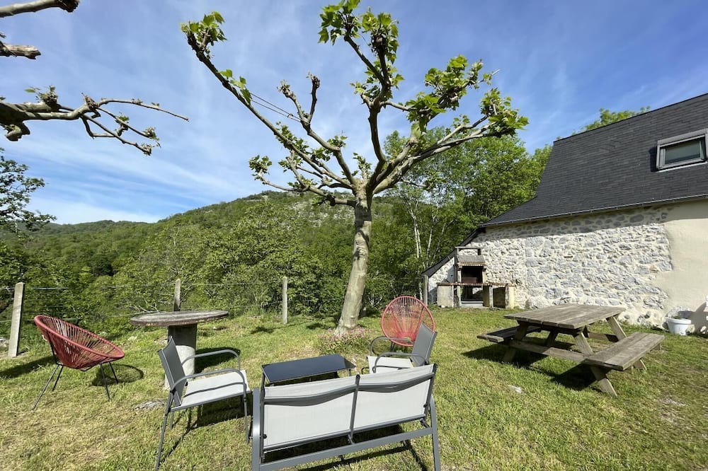 Photo of Outdoor in Alcay-Alcabehety-Sunharette