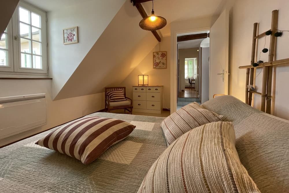 Photo of Bedroom in Parbayse