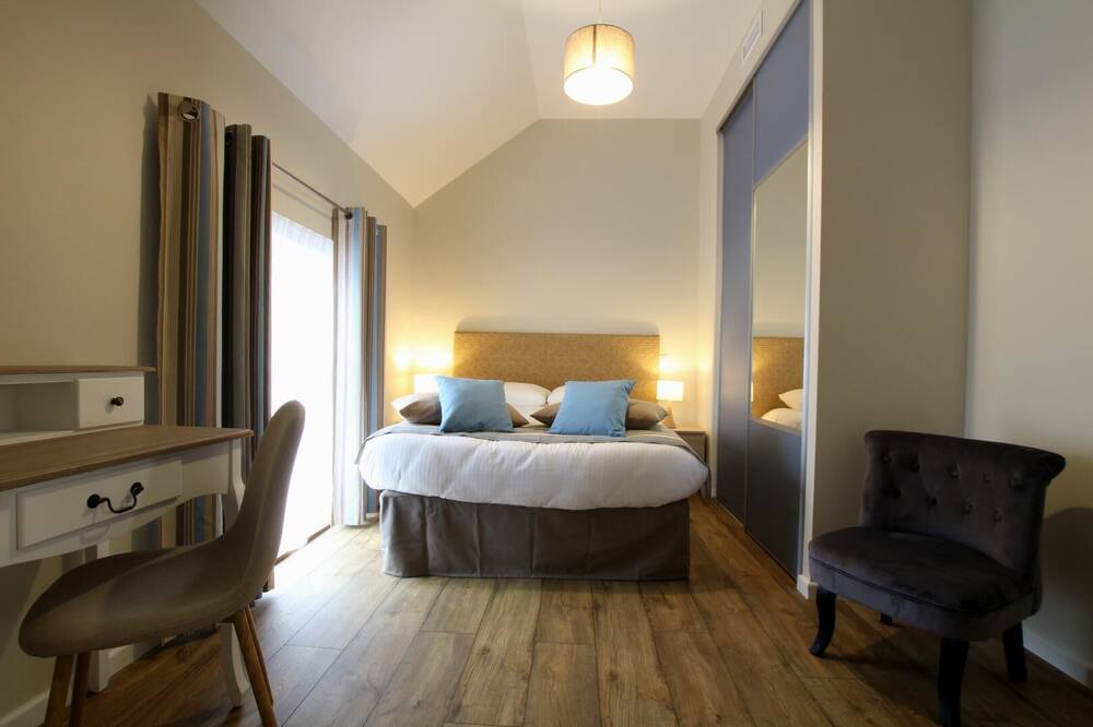 Photo of Bedroom in Mazerolles