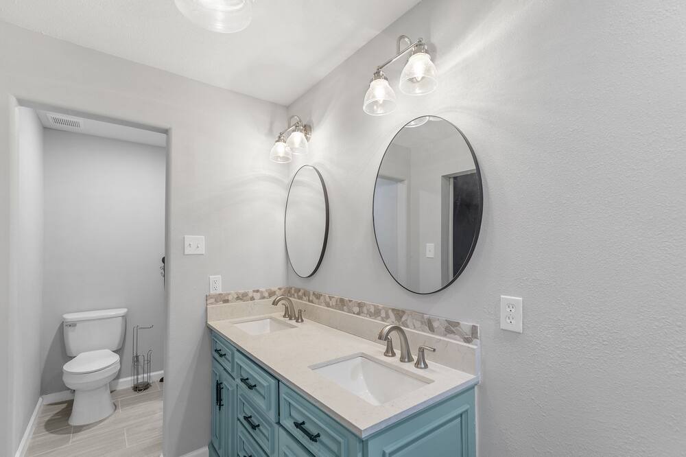 Photo of Bathroom in Votaw