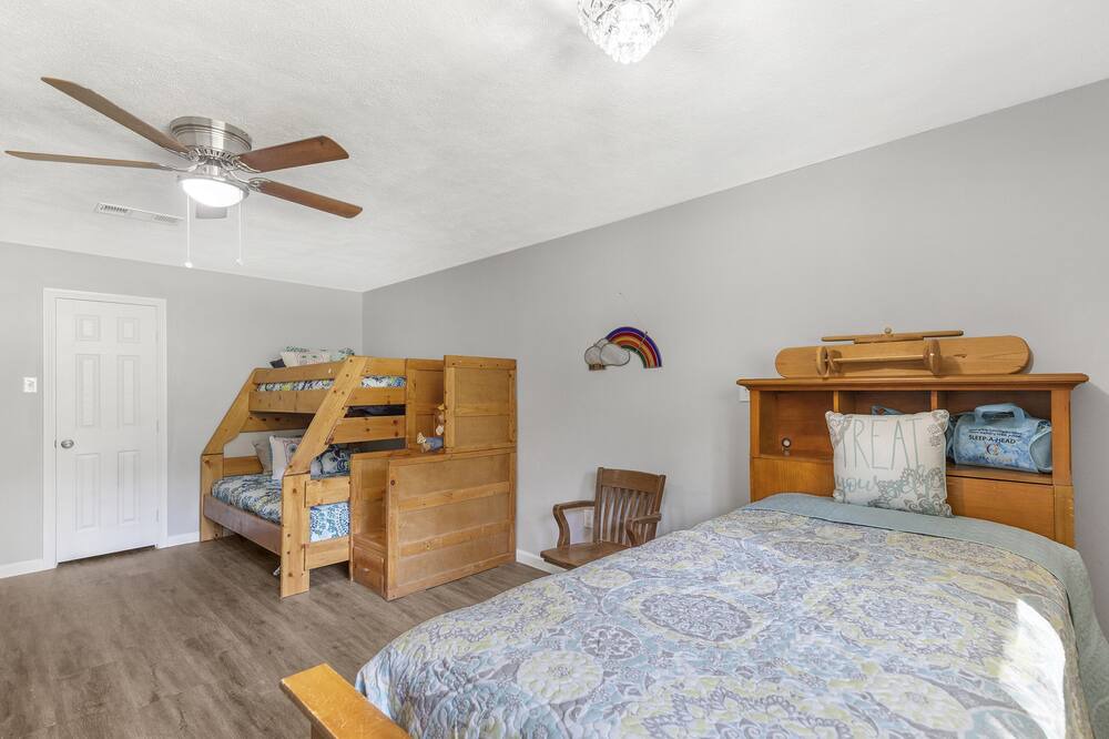 Photo of Bedroom in Votaw