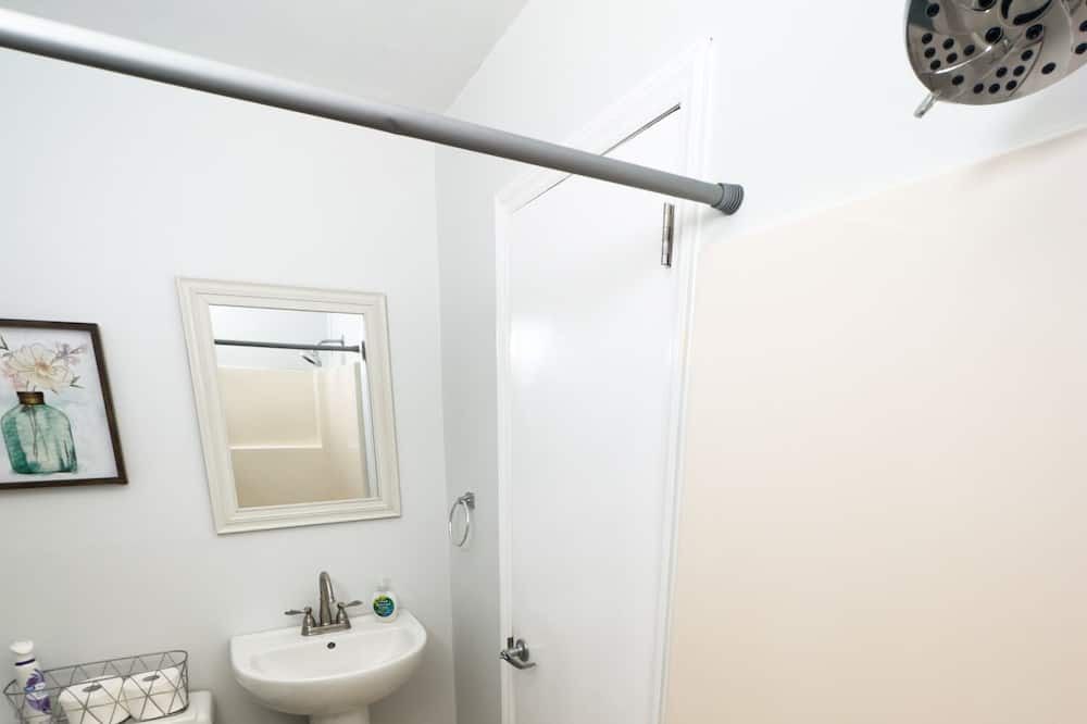 Photo of Bathroom in Ararat