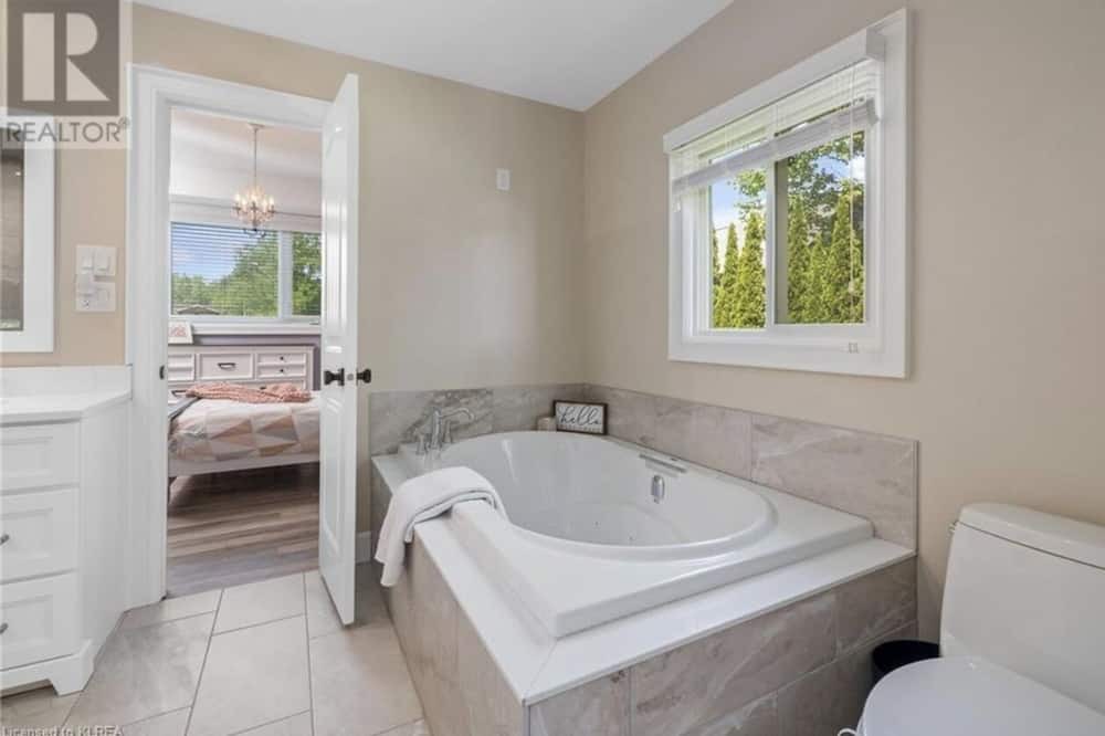 Photo of Bathroom in Bobcaygeon