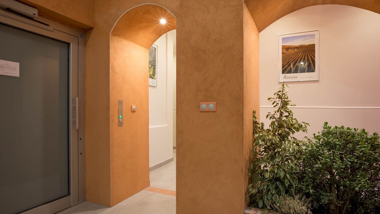 Photo of Others in Beaune