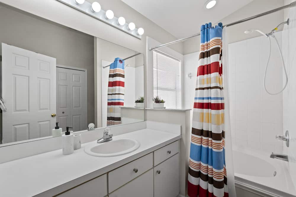 Photo of Bathroom in Indian Point
