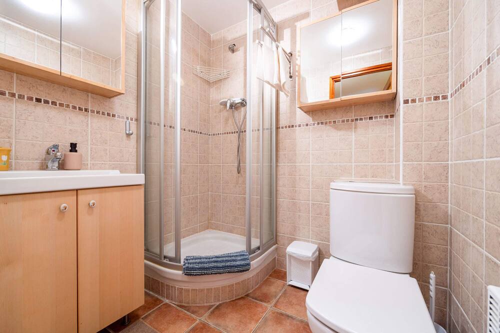 Photo of Bathroom in Latour-de-Carol
