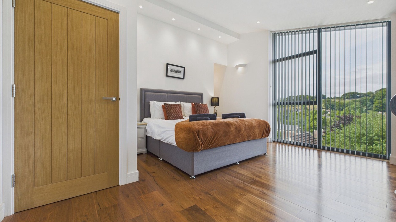 Photo of Others in Tansley