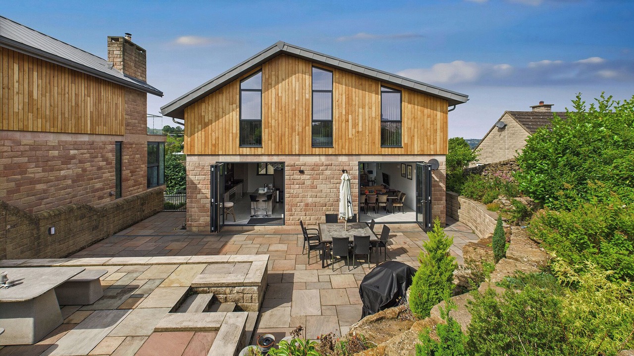 Photo of Outdoor in Tansley