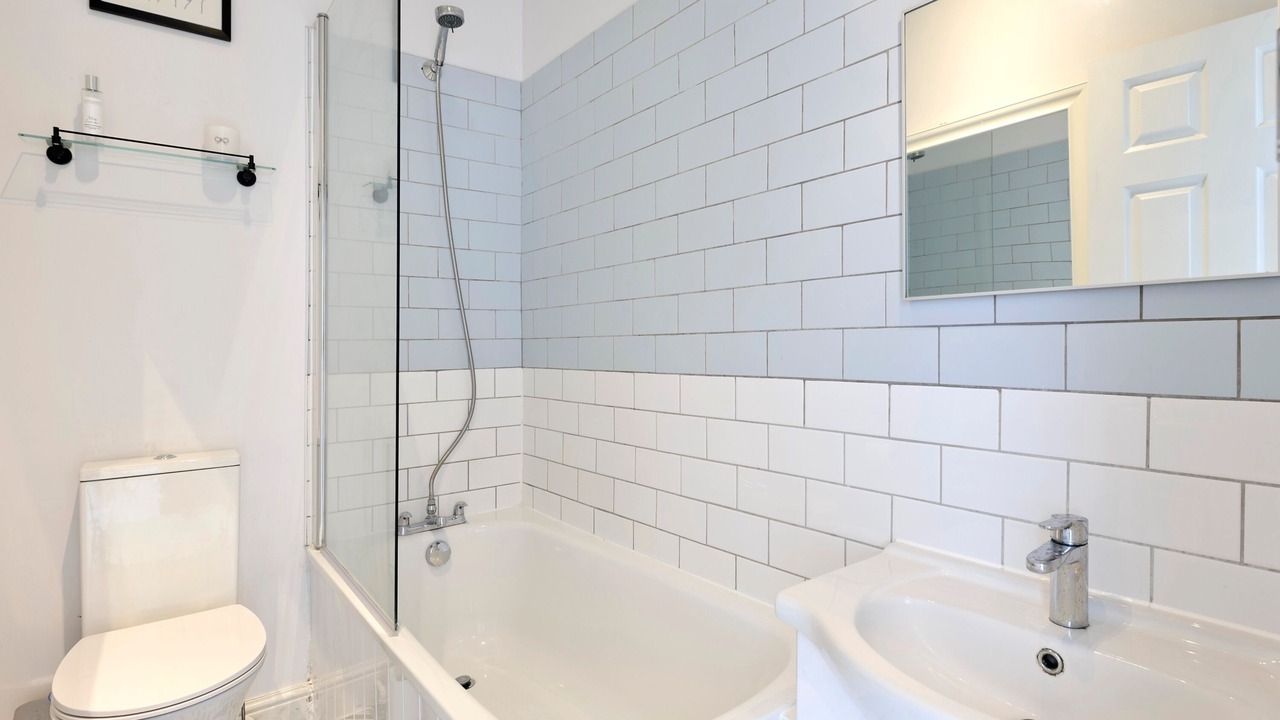 Photo of Others in Tollington