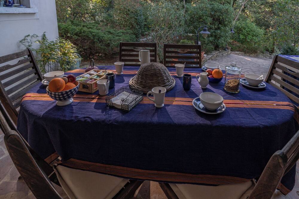Photo of Outdoor in Saint-Georges-d'Orques