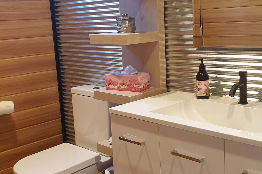 Photo of Bathroom in Talunga