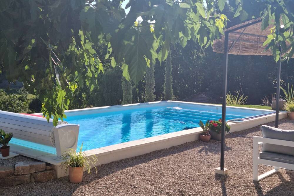 Photo of Outdoor in Lisle-sur-Tarn
