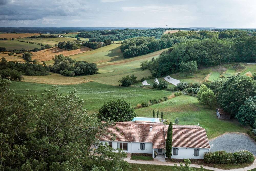 Photo of Others in Lisle-sur-Tarn