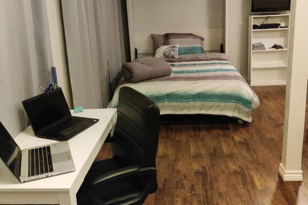 Photo of Bedroom in Artesia
