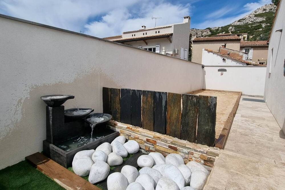 Photo of Outdoor in Le Rove