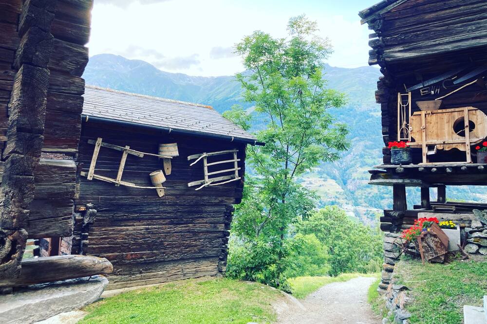 Photo of Outdoor in Graechen