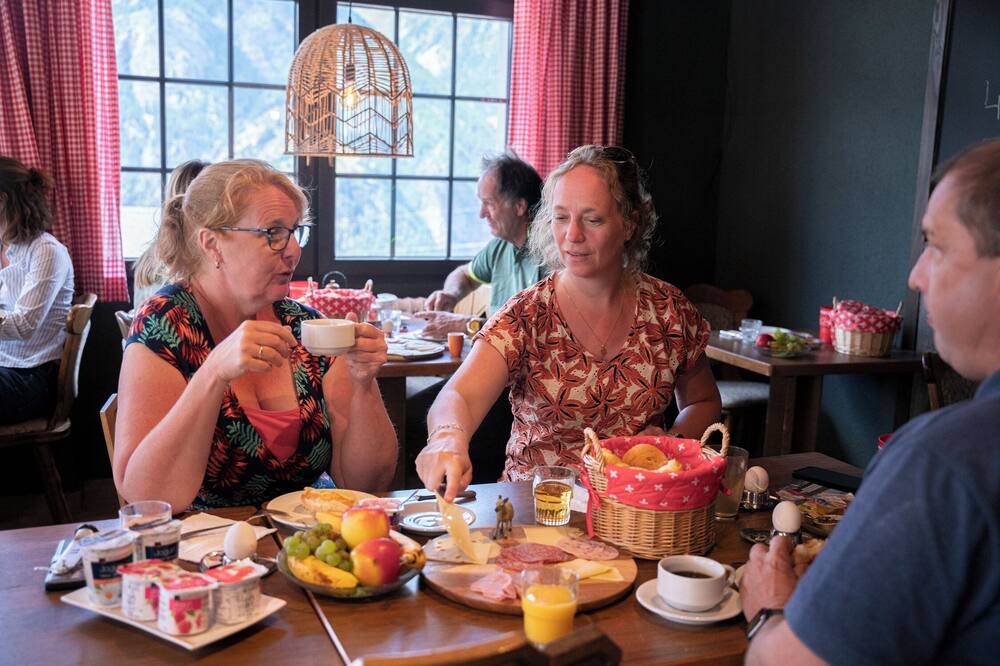 Photo of Others in Graechen