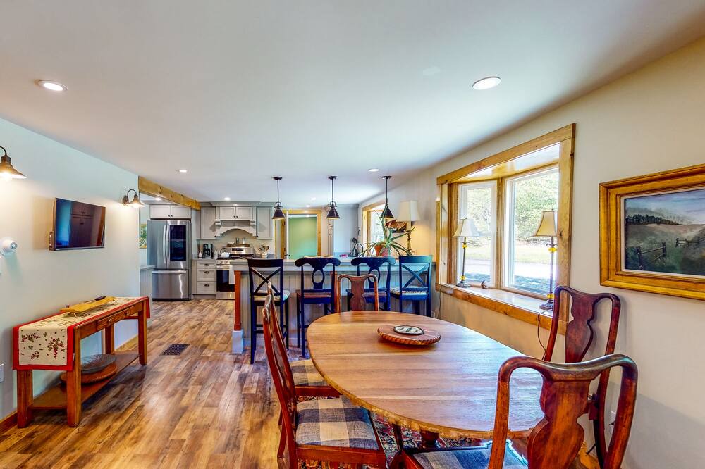 Photo of Others in Roxbury