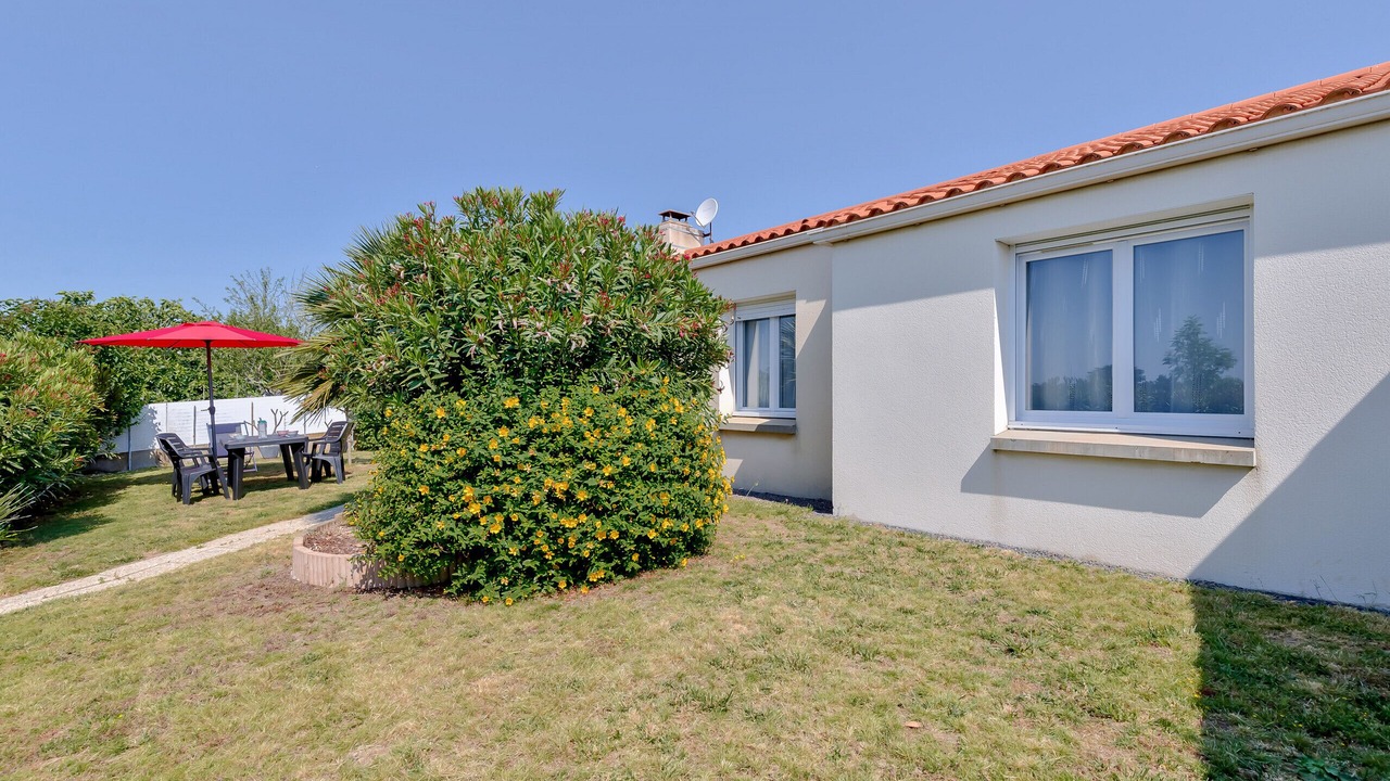 Photo of Outdoor in Landevieille