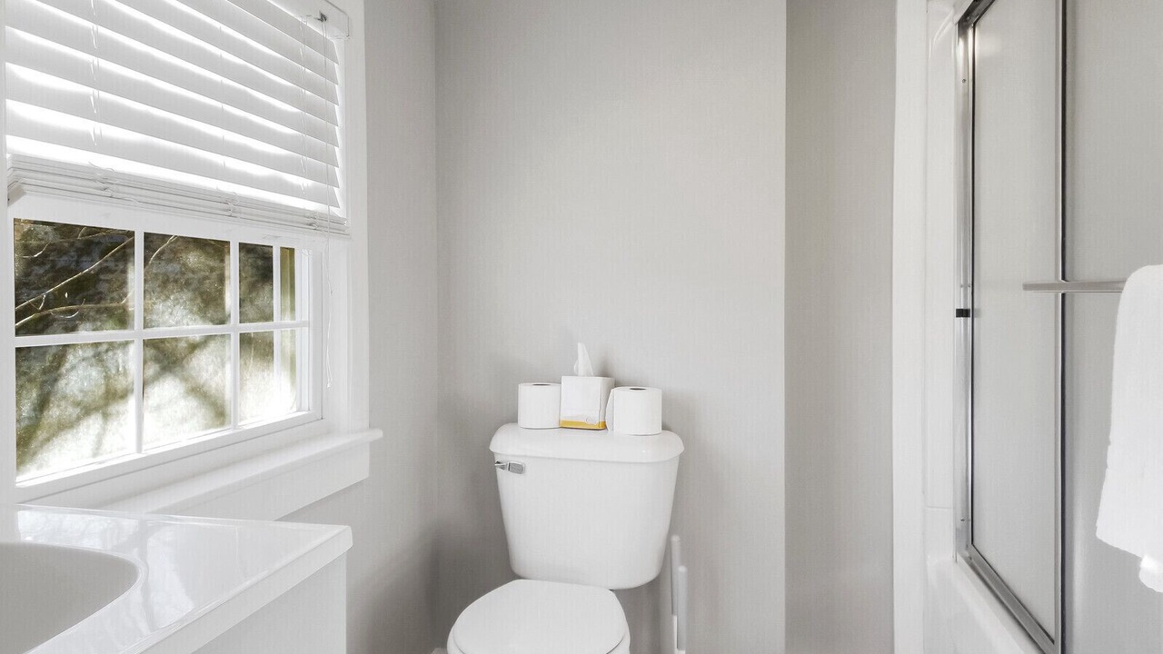 Photo of Bathroom in Boothbay Harbor