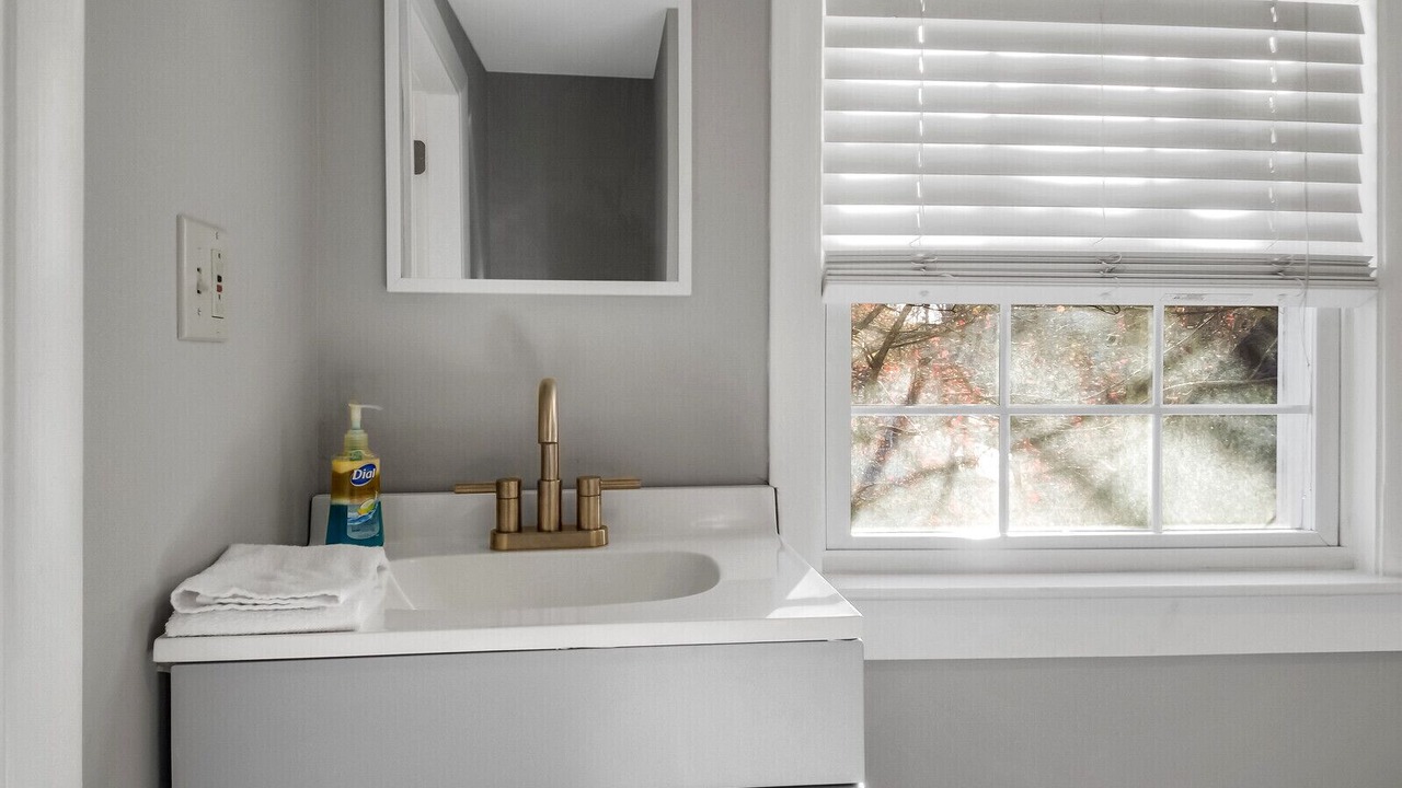 Photo of Bathroom in Boothbay Harbor