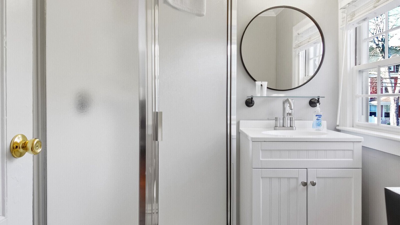 Photo of Bathroom in Boothbay Harbor