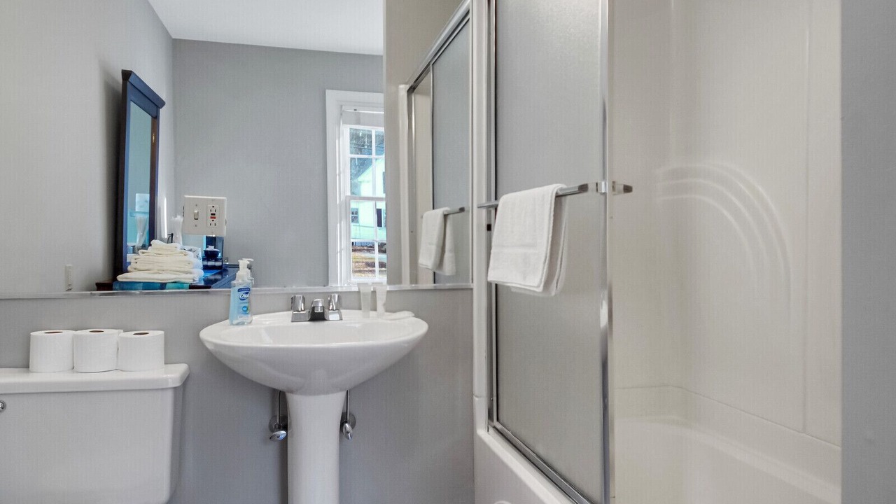 Photo of Bathroom in Boothbay Harbor